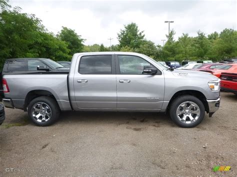 Billett Silver Metallic 2019 Ram 1500 Big Horn Crew Cab 4x4 Exterior Photo 128615730