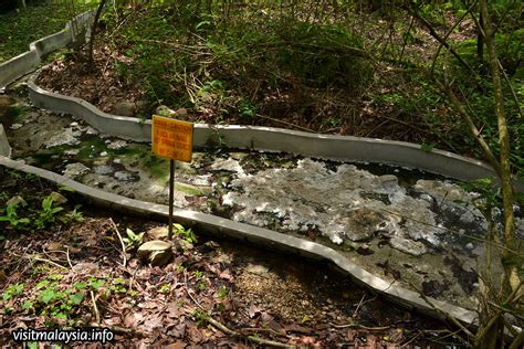 Sungai Klah Hot Springs Sungkai