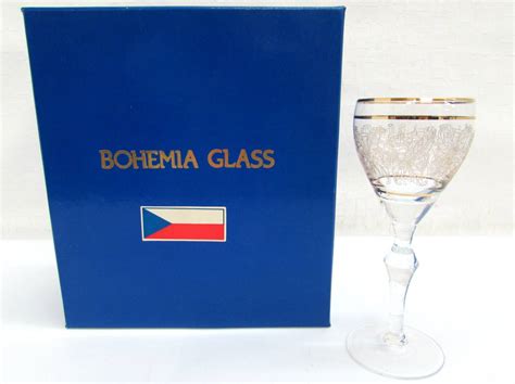 保管品 Bohemia Glass ボヘミアグラス ボヘミアンガラス ボヘミアガラス ワイングラス 1客 金彩 エッチング 酒器 洋食器 チェコ製 箱付 ワイングラス ｜売買されたオークション