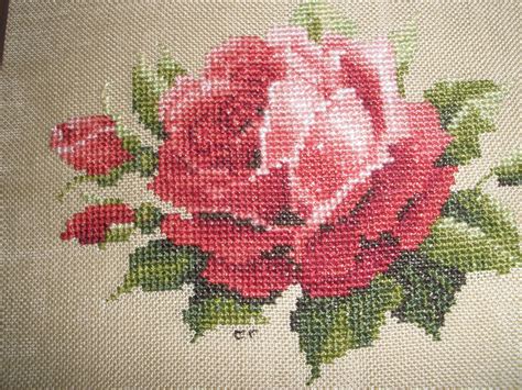 Beautiful Red Rose counted cross stitch Kanaviçe tasarımları Boncuk