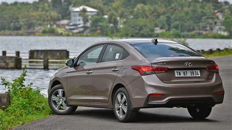 Hyundai Verna Specs Features Price Of All Variants