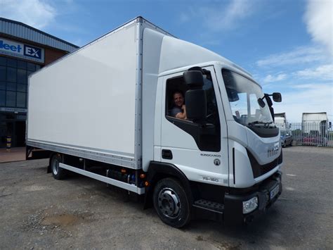 IVECO EUROCARGO 75 160 Eu 6 7 5 TONNE GRP BOX VAN 2017 GN17 UOX