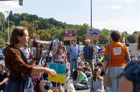 Fridays For Future Coburg Klimaaktivisten Blockieren Stra En In Der