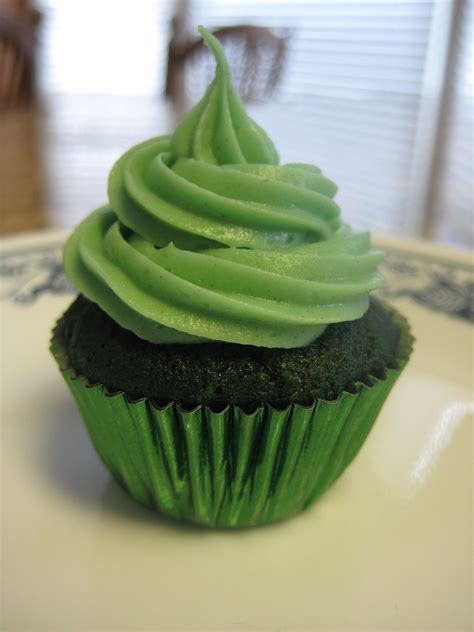 The Icing On The Cake Green Velvet Cupcakes