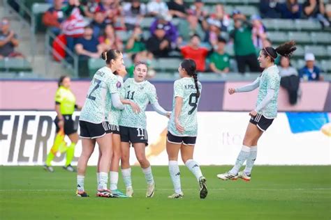 La Selección Femenina De Canadá Se Prepara Para Los Juegos Olímpicos Con Partidos Ante México