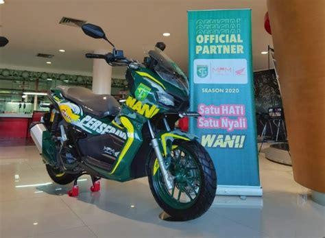 Honda Community Mpm Honda Jatim Lelang Adv Abs Modif Persebaya