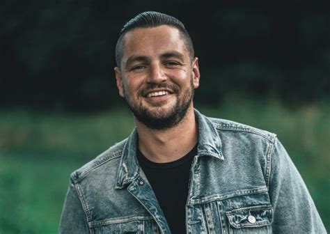 American Idol Winner Chayce Beckham To Perform In Columbia Tn