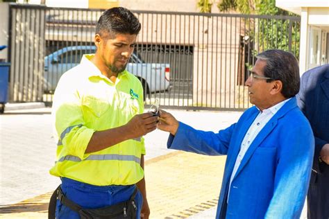 Agua Potable Pone En Funcionamiento Nueva Maquinaria