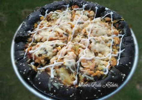 Resep Black Pizza Ala Saya Oleh Khoiri Laili Ardesi Cookpad