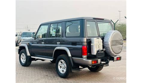 New Toyota Land Cruiser Hard Top LC76 4.0L FULL 2023 for sale in Dubai - 660879