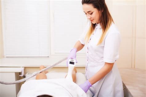 Premium Photo Woman Getting Lpg Hardware Massage At The Beauty Clinic