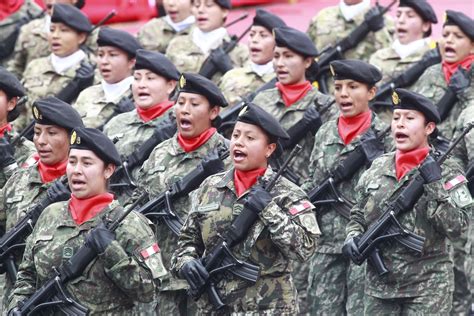 A Glimpse Into Perus 2017 Great Military Parade News Andina Peru News Agency