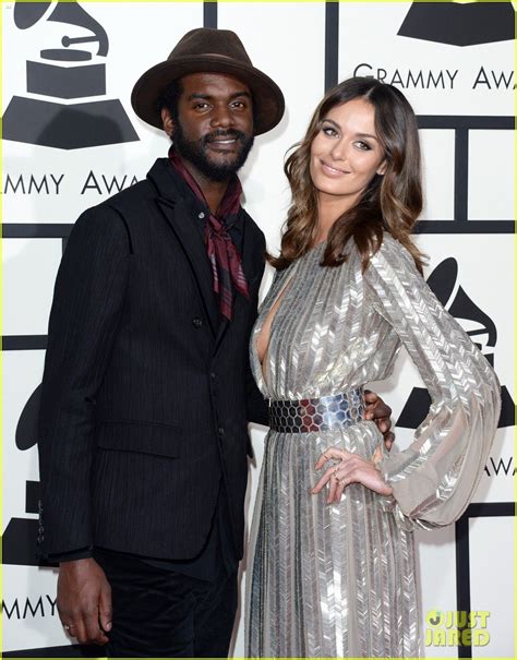 Gary Clark Jr Grammys 2014 With Girlfriend Nicole Trunfio Photo