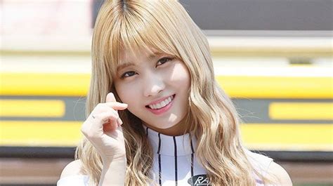 Korean Idols Who Will Inspire You To Go Blonde