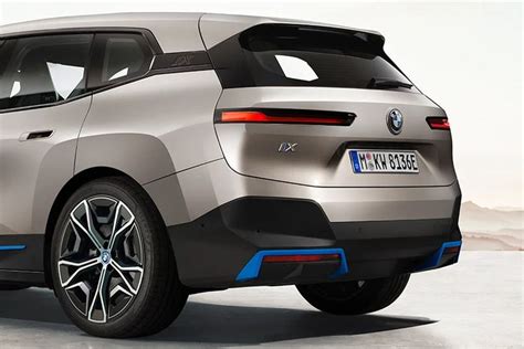 The Monolith Rethink Design With The Exterior Of The First Ever Bmw Ix