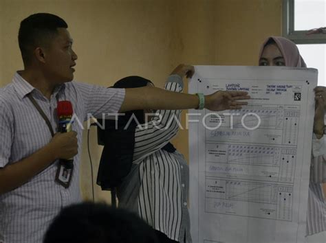 Rekapitulasi Perhitungan Suara Ppk Di Bandar Lampung Antara Foto