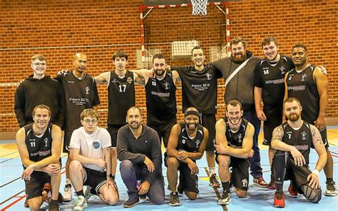 À Carhaix les seniors masculins du club de basket ball engrangent une