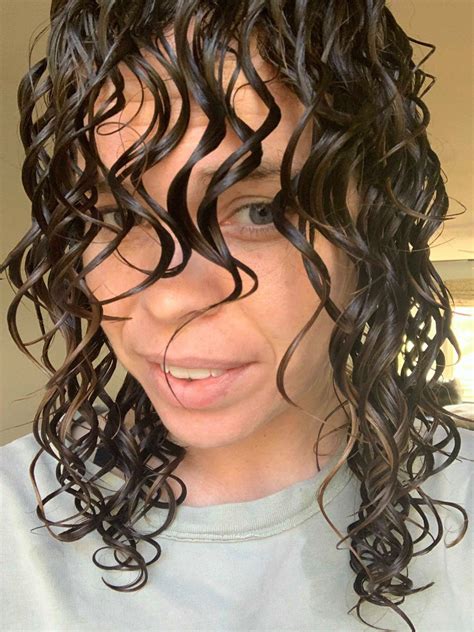 Curly Girl Method Techniques Explained Curly Girl Method Curly Girl Curly Hair Techniques