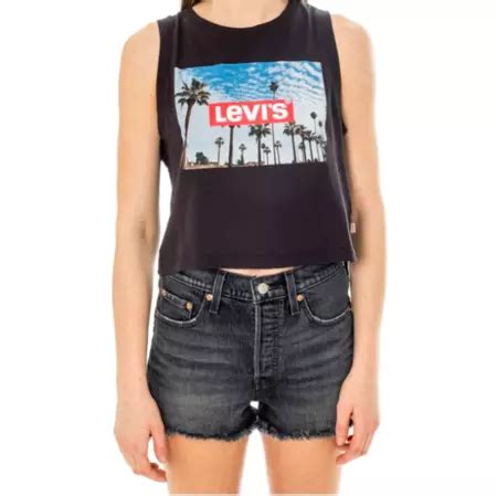 9 Camisetas Levi S Que Van A Arrasar Este Verano A Precio Low Cost En