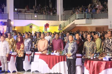 Wakili Pj Bupati Sekda Aceh Besar Hadiri Closing Ceremony Roadshow Bus