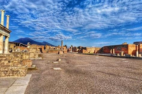 Private Walking Tour Of Pompeii