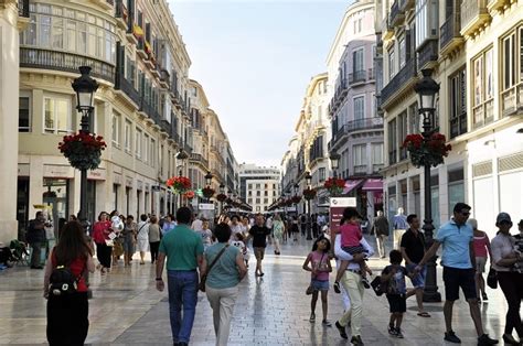 De Compras por Málaga Las 10 mejores Zonas Comerciales de la Ciudad