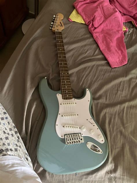 Fender Stratocaster Guitar Hobbies Toys Music Media Musical