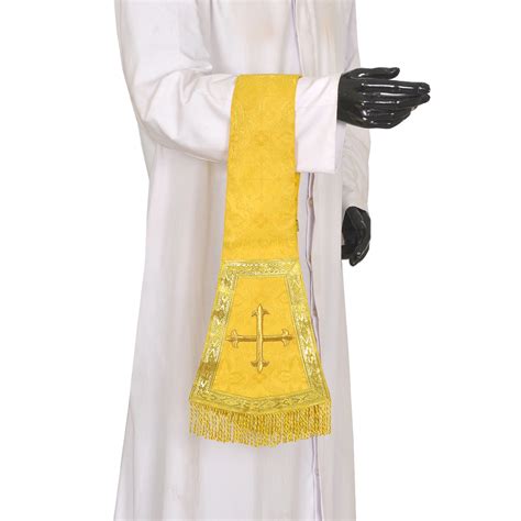 St Philip Neri Vestment Yellow Gold Chasuble Se Yellow Gold