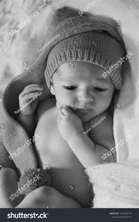 Naked Newborn Baby Sleeps Christmas Hat Stock Photo Edit Now 1241852779