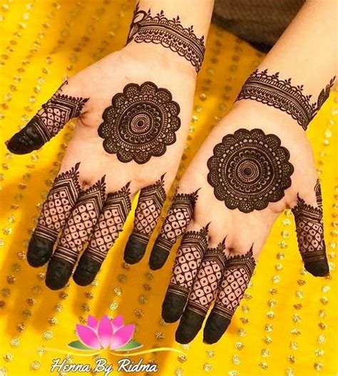 Pin Van Tahira Masood Op Mehndi Designs