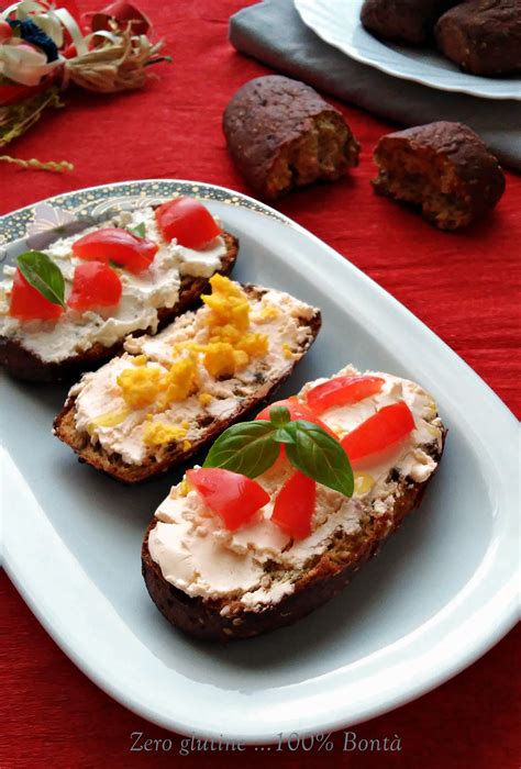 Crostini Rustici Con Formaggio Spalmabile