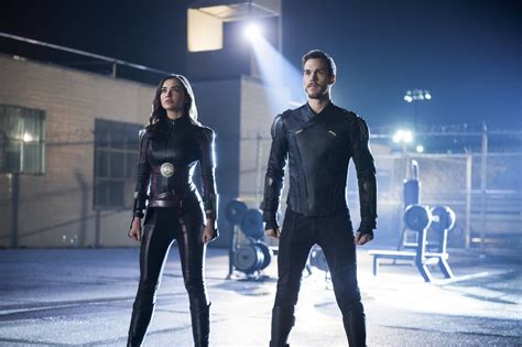 Supergirl Saturn Girl And Brainiac 5 Suit Up In New Photos From Season 3 Episode 10 Legion Of