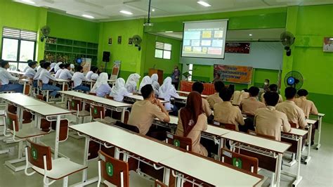 Daftar SMA Terbaik Di Kalimantan Barat Versi Kemendikbud Acuan Daftar