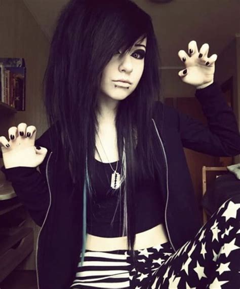 Pin By Yuuki Shinigami On 3m0 T0 3xtr3m0 Scene Hair Cute Emo Girls Emo Scene Hair