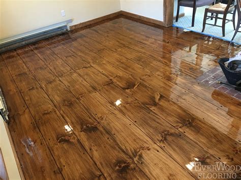 Everwood Flooring Project Profiles Wide Plank Pine Stain And Refinish