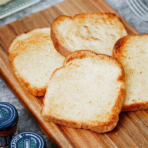 How To Toast Bread In The Air Fryer Under 4 Minutes 🍞