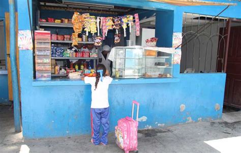 Vigilarán Kioscos De Colegios De Breña Para Evitar Venta De Productos