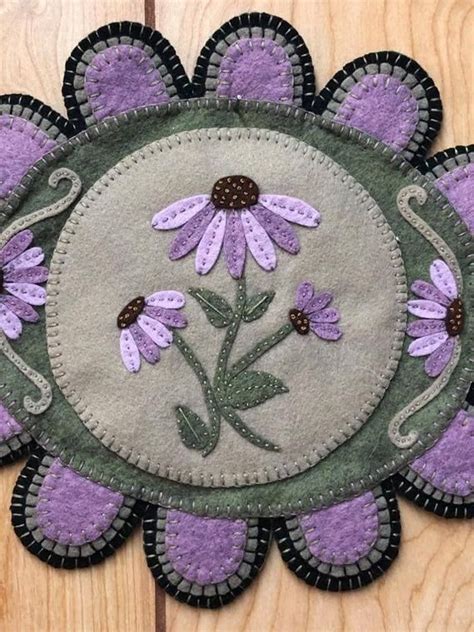 Through The Garden Gate Wool Applique Penny Rug Pattern Etsy In