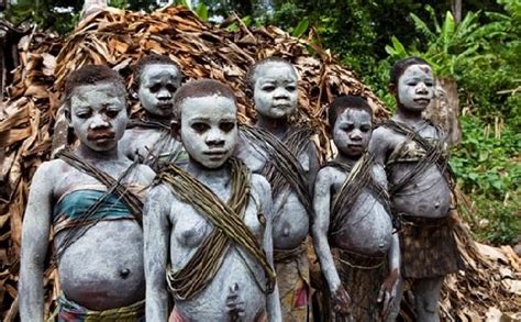 Mbuti Pygmy Girls Of The Ituri Forest Of Zaire Now Called The Democratic Republic Of The