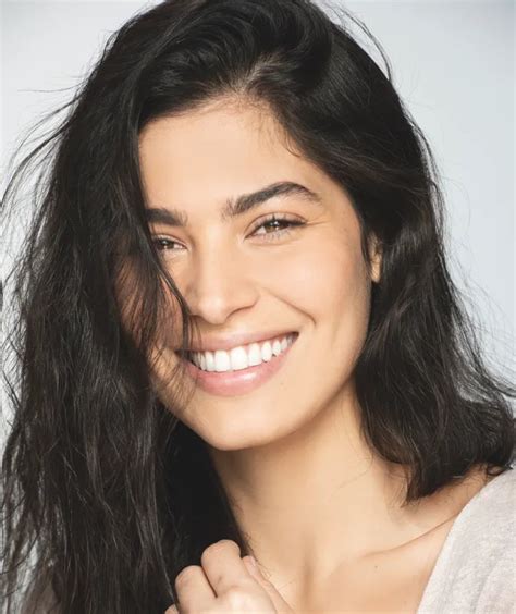 Essined Aponte – Management Actoral