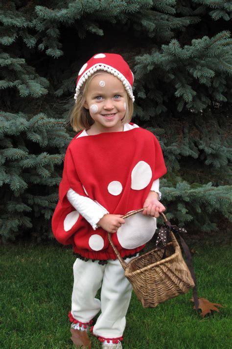 Mushroom Costume | Mushroom costume, Diy halloween costumes, Diy