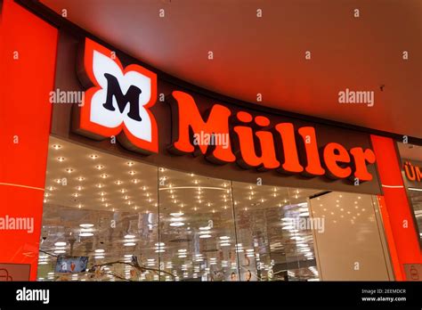 Drogerie Muller Hi Res Stock Photography And Images Alamy