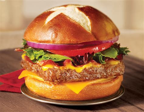 ChicagoDigest.Org: Wendy's New Burger