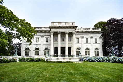 Newport, Rhode Island - Marble House Tour - Lyssy in the City