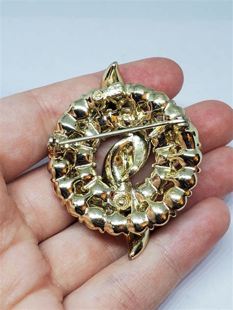 Coro Pegasus Vintage Aurora Borealis Gold Tone Leaf C Gem