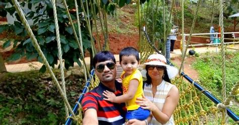 Mukesh's Cherishable Trip To Kerala With Their Little Daughter