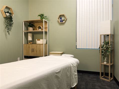 Bonita Massage Therapy Resolve Wellness