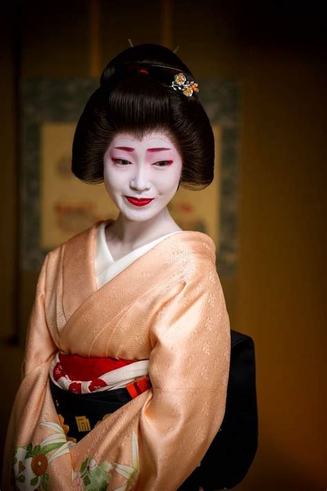 What did Geishas do and now? The roles of Geishas today – Japanese ...