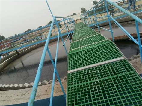 Surface Finished Green Frp Moulded Grating Mm Material Grade Hand