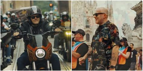 Max Pezzali In Giro Per Milano Con L Harley Davidson Il Video Del